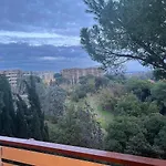 Cozy Panoramic Monolocale Appartement